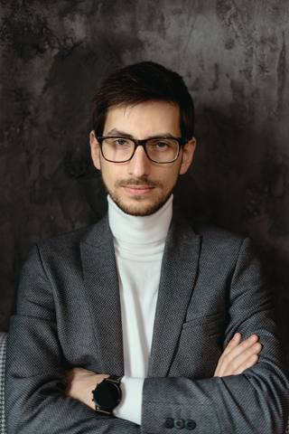 Frank Daniel customer portrait